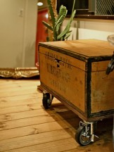 ��󥰰���Ź�Υҥ饫�蘆��ˤ�����������Ȣ�Ǥ���<br>�Ԥ��礤�Υơ��֥�ˤ��Ƥޤ���<br>�⤵��­��ʤ��ä����ǡ����㥹�����Ĥ��ޤ���<br><br>